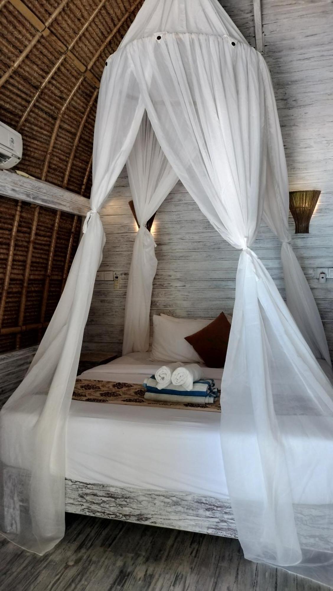 Molamola House Hotel นูซาเลมโบงัน ภายนอก รูปภาพ