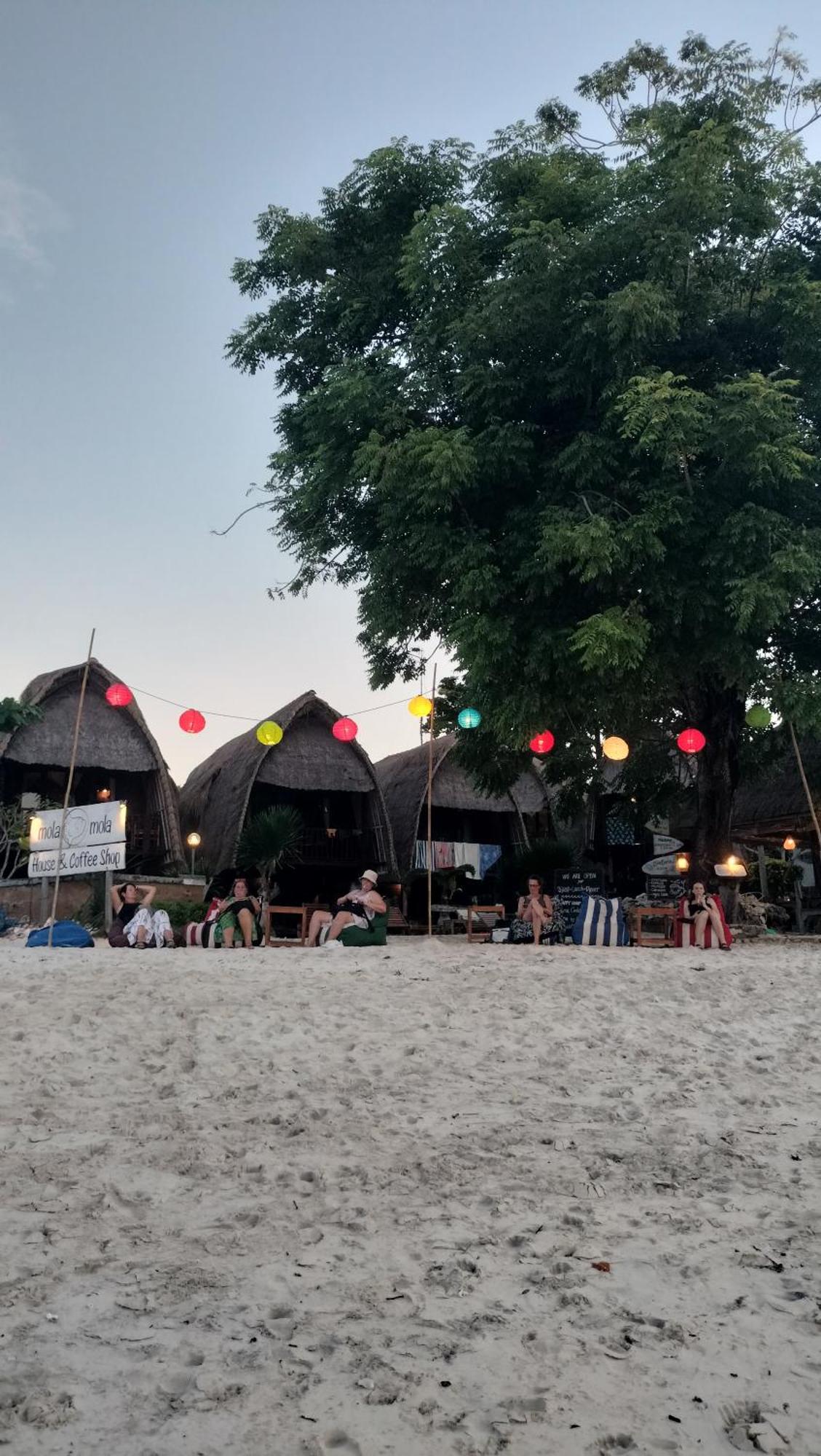 Molamola House Hotel นูซาเลมโบงัน ภายนอก รูปภาพ