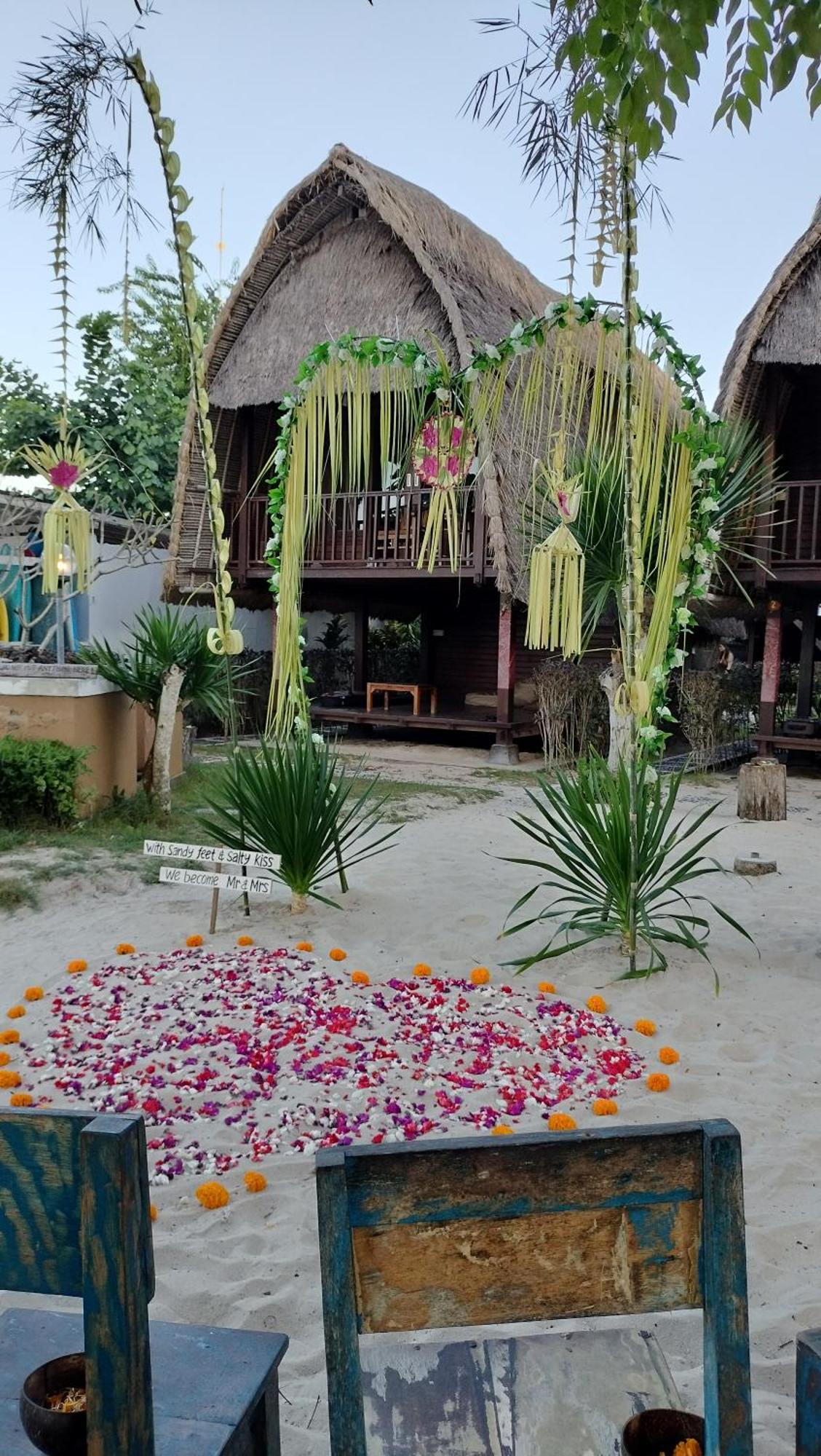 Molamola House Hotel นูซาเลมโบงัน ภายนอก รูปภาพ