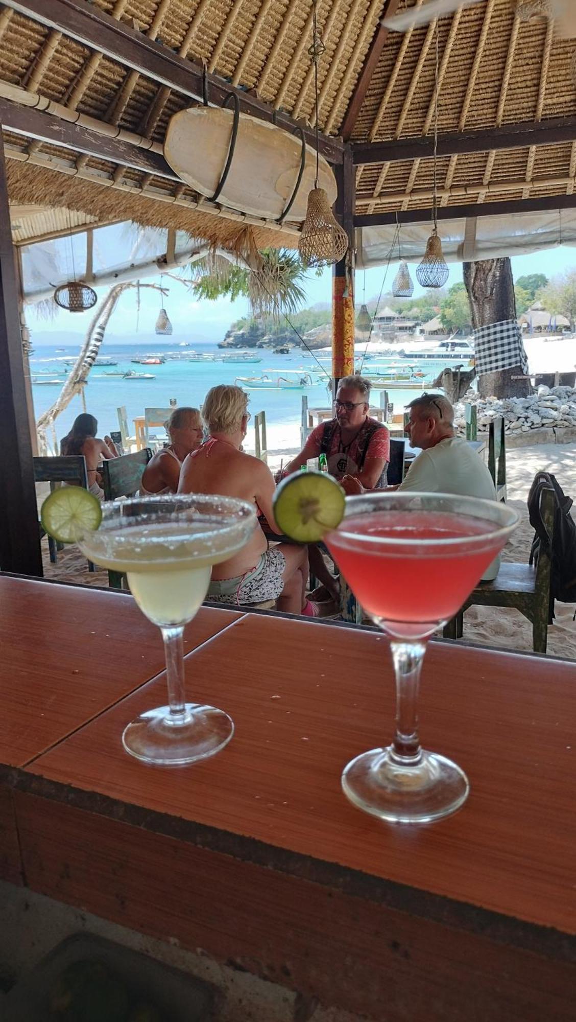 Molamola House Hotel นูซาเลมโบงัน ภายนอก รูปภาพ