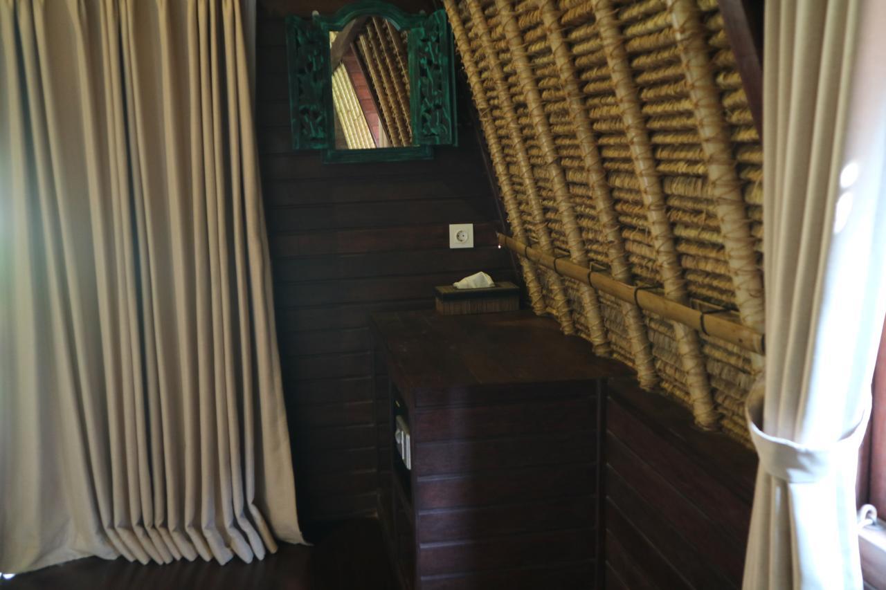 Molamola House Hotel นูซาเลมโบงัน ภายนอก รูปภาพ